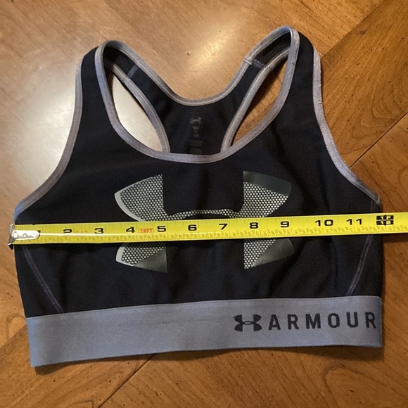 UNDER ARMOUR Womens Sports Bra - size Small - Picture 12 of 12